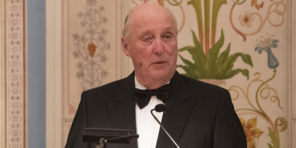 Kong Harald til hertuginne Kate og prins William: - Dere er familie